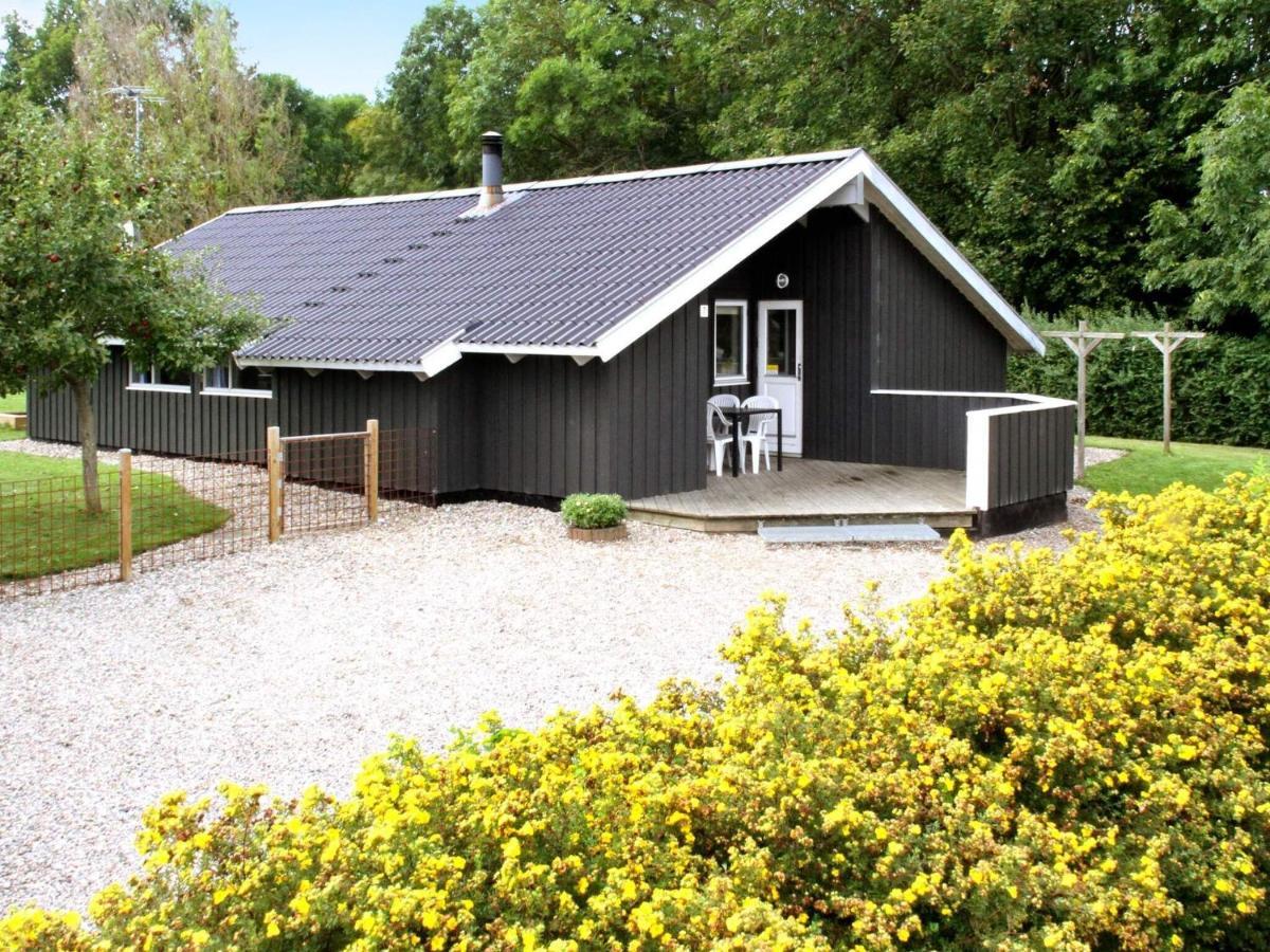 Four-Bedroom Holiday Home In Sydals 4 Viboge Экстерьер фото