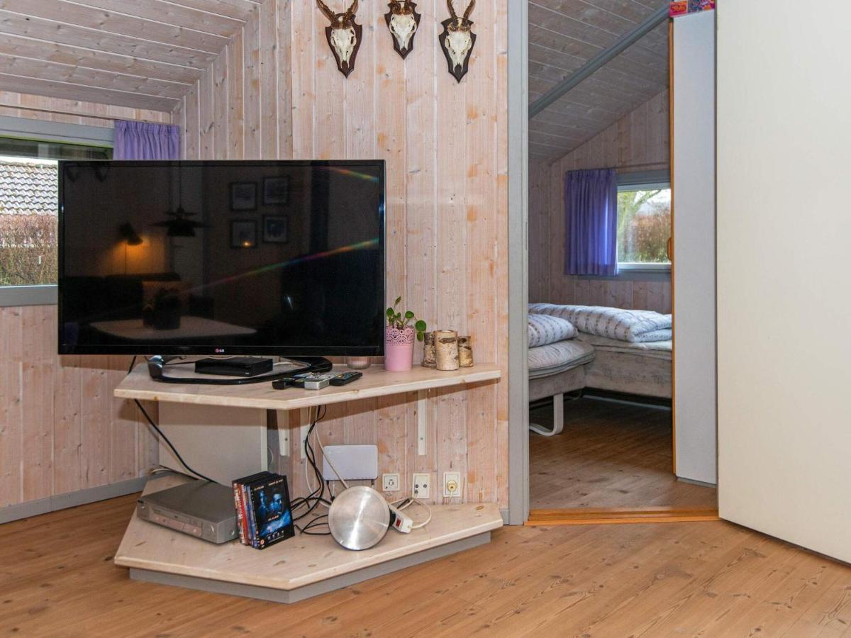 Four-Bedroom Holiday Home In Sydals 4 Viboge Экстерьер фото